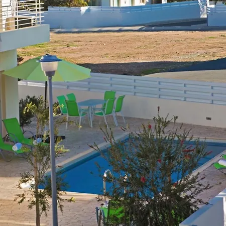 Picture Relaxing Beside Your Private Pool In Reading Your Favourite Book, 1260 *